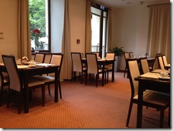 Clarion breakfast room