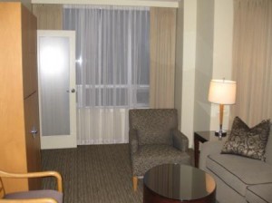 vancouver-westin-grand-sitting-room2