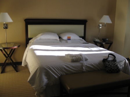 Sheraton Denver West bed