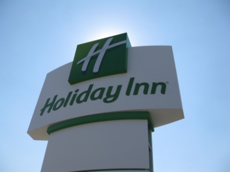 New Holiday Inn logo