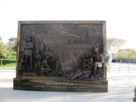 a statue of a soldier field