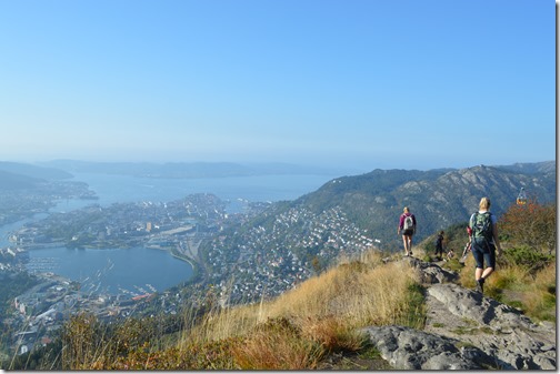 Ulriken hikers