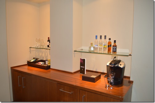 Andaz San Diego mini-bar