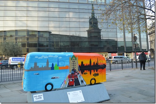 London bus sculpture
