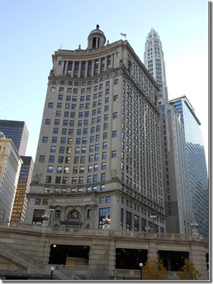 Chicago LondonHouse Hilton-Curio