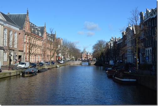 Kloveniersburgwal canal view