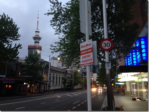 SkyBus Queen St