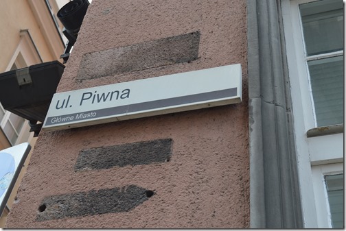 Piwna street sign