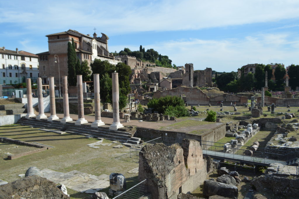 Rome is a walkable city for sights – Loyalty Traveler