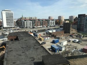 a city with many buildings